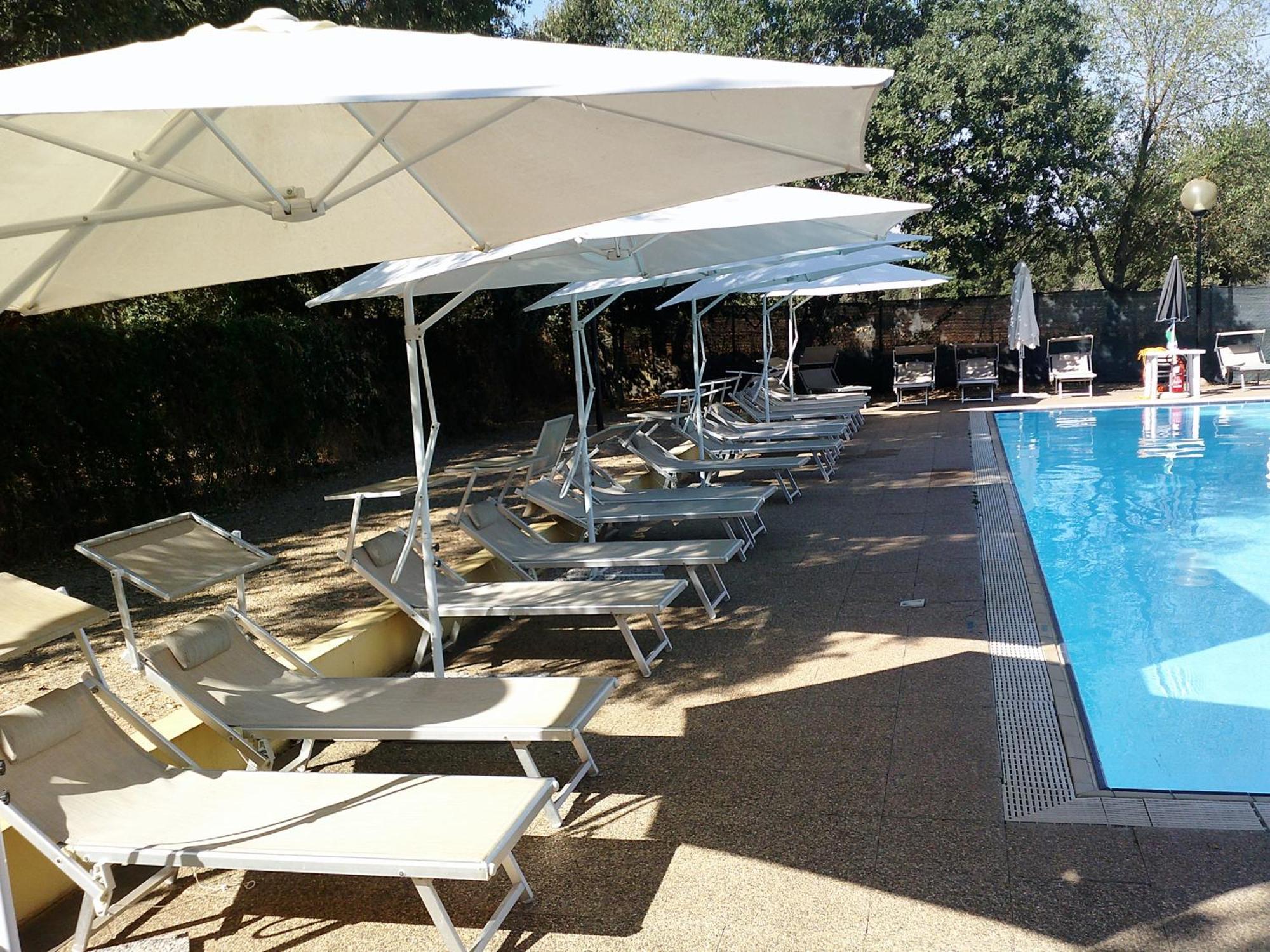 Nuraghe Ruiu Camping & Bungalow Norbello Exteriér fotografie